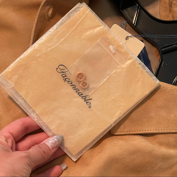 NWT Faconnable Suede Leather, Long Sleeve, Camel Button Down, Size: L - Picture 11 of 11